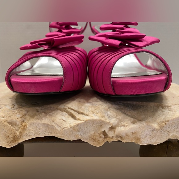 Nina Hot Pink Satin Platform Peep Toe T-Strap Formal High Heels Sz 10 - Picture 6 of 9